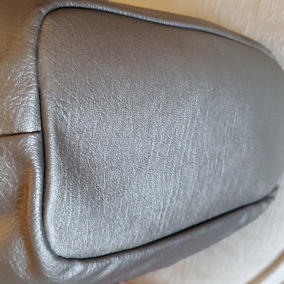 Nine West metallic hobo handbag - Picture 4 of 11